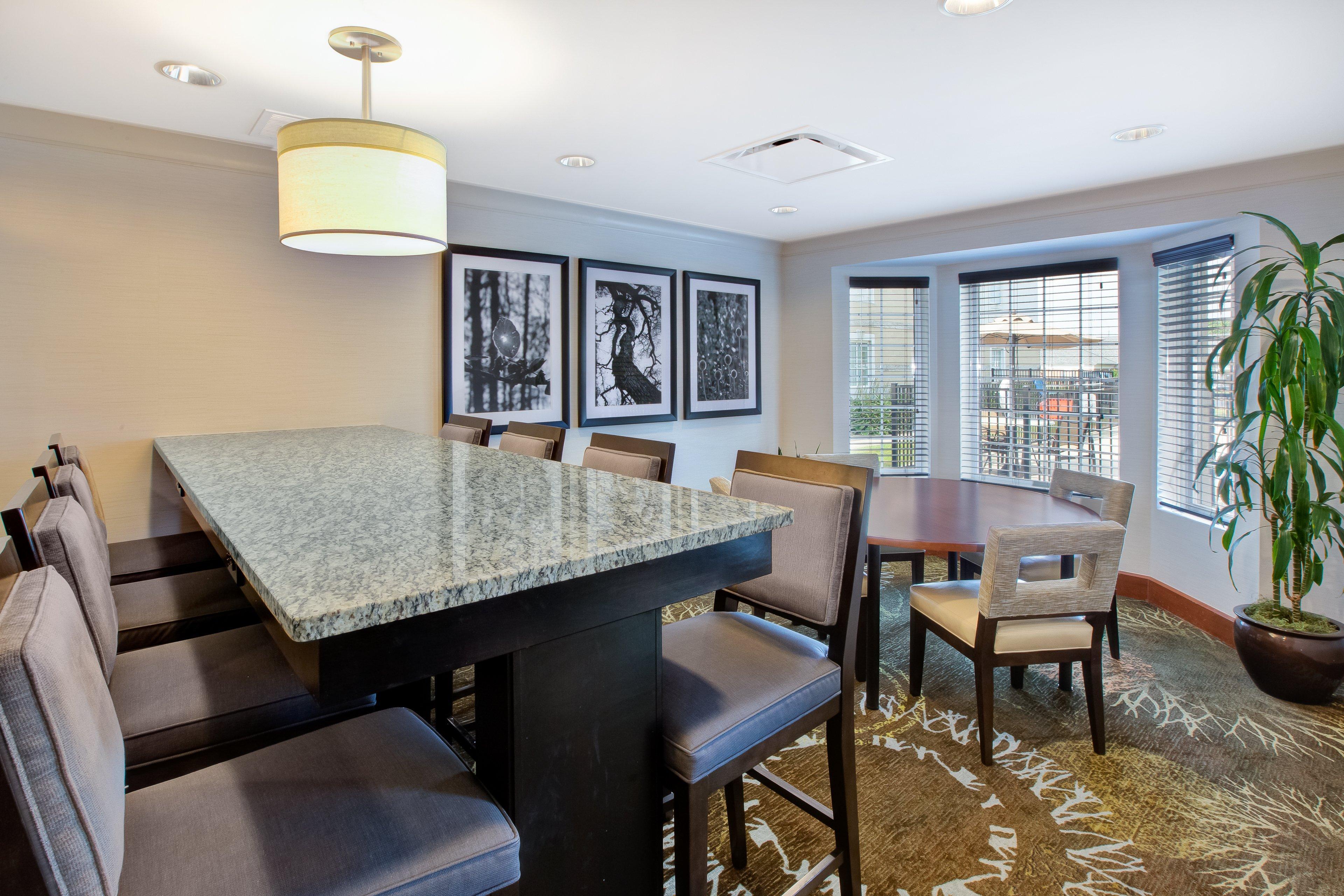 Staybridge Suites Cleveland Mayfield Heights Beachwood By Ihg Exterior foto